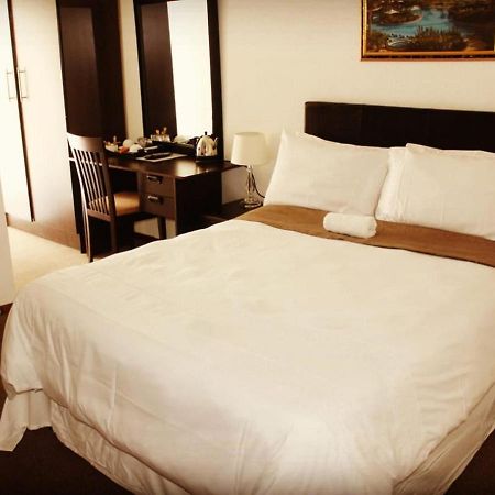 Moshitametsi Guesthouse Kempton Park Buitenkant foto