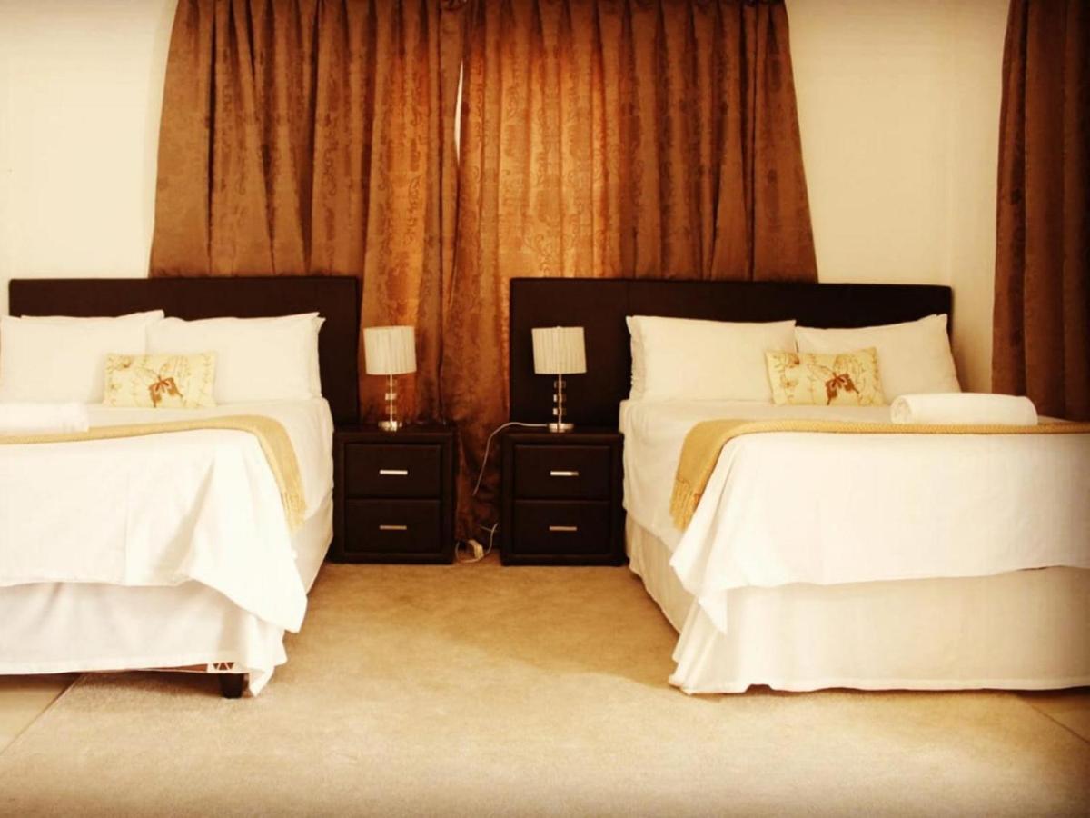 Moshitametsi Guesthouse Kempton Park Buitenkant foto