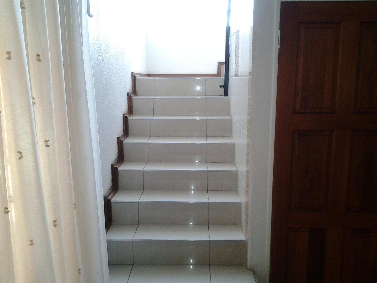 Moshitametsi Guesthouse Kempton Park Buitenkant foto