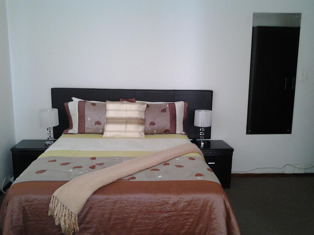 Moshitametsi Guesthouse Kempton Park Buitenkant foto