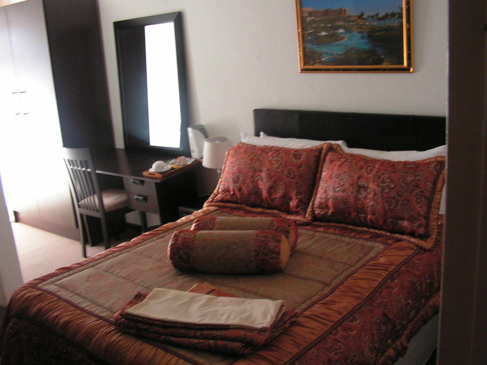 Moshitametsi Guesthouse Kempton Park Buitenkant foto