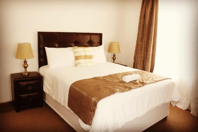 Moshitametsi Guesthouse Kempton Park Buitenkant foto